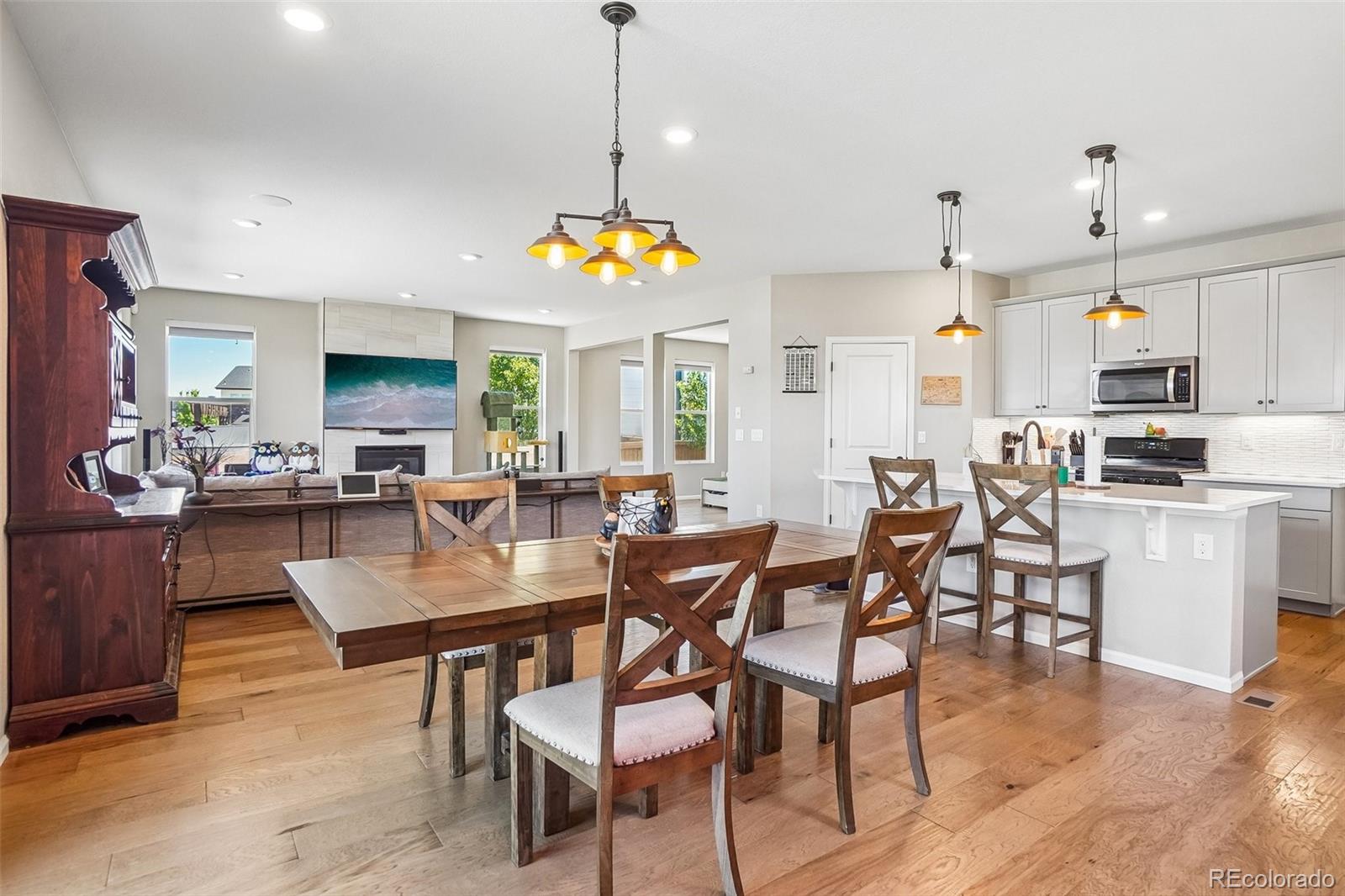 MLS Image #15 for 865 n waterloo circle,aurora, Colorado
