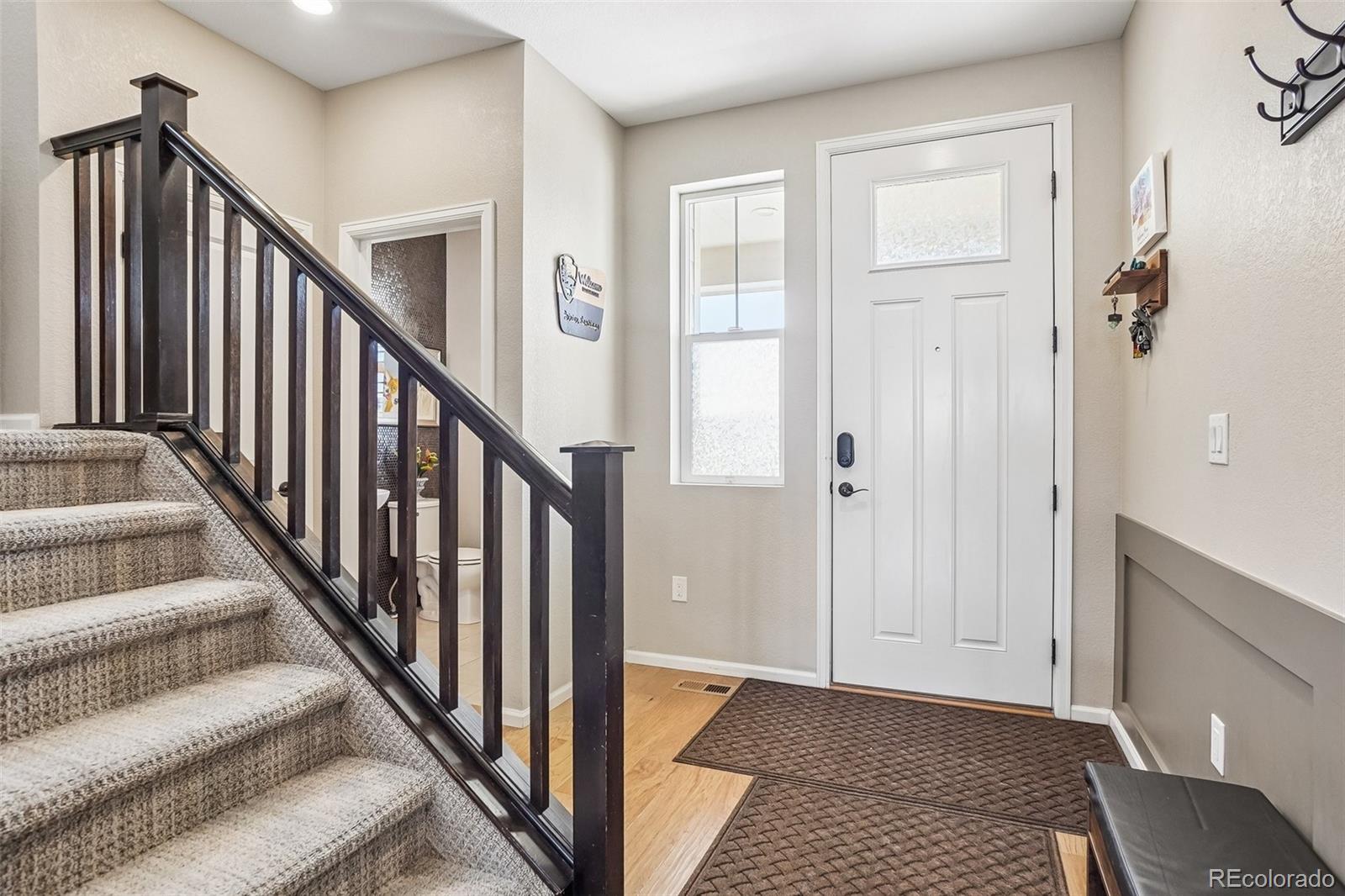 MLS Image #4 for 865 n waterloo circle,aurora, Colorado
