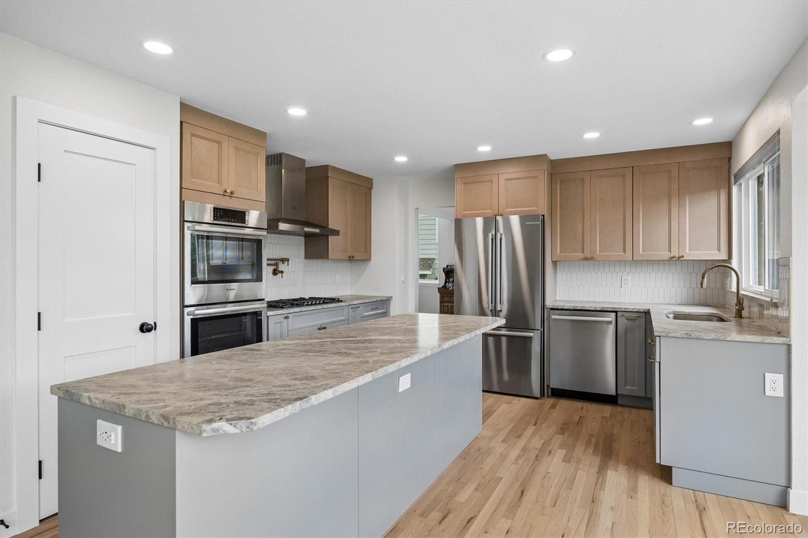 MLS Image #11 for 16120 w 69th place,arvada, Colorado