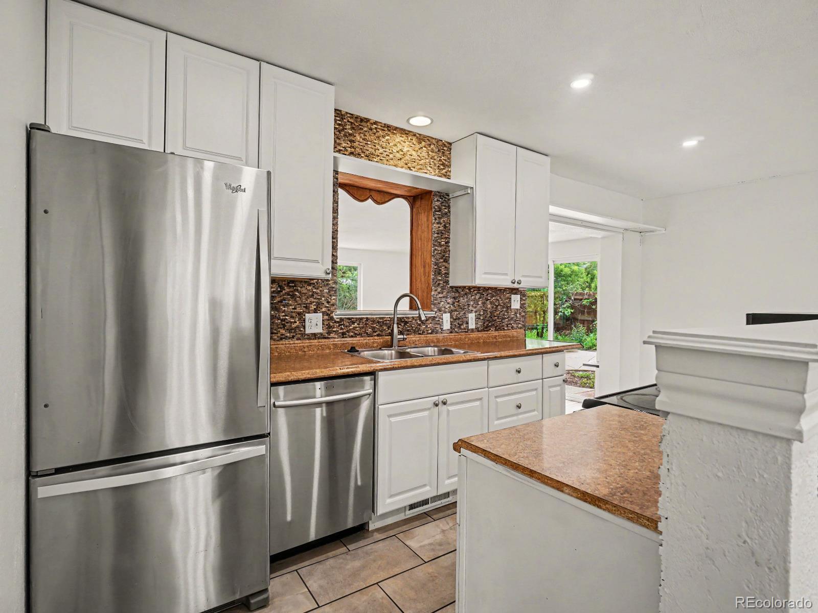 MLS Image #12 for 930  hemlock way,broomfield, Colorado