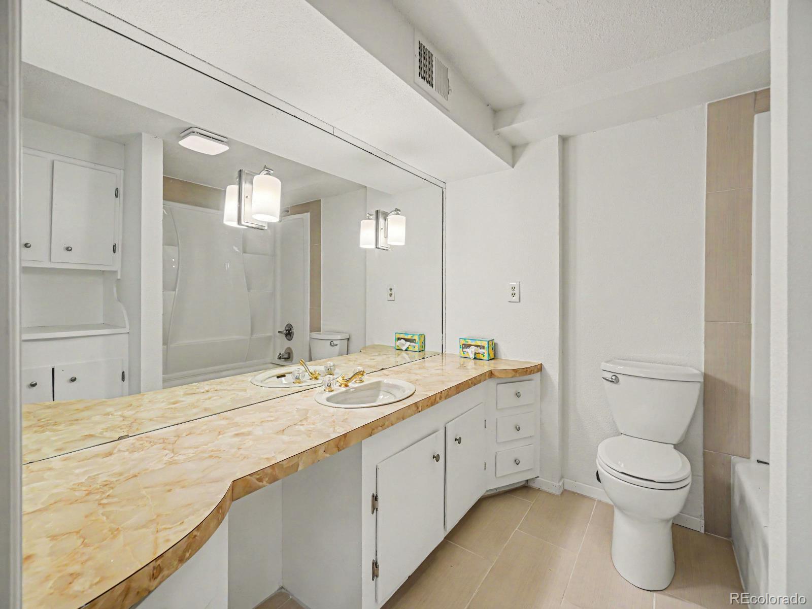 MLS Image #22 for 930  hemlock way,broomfield, Colorado