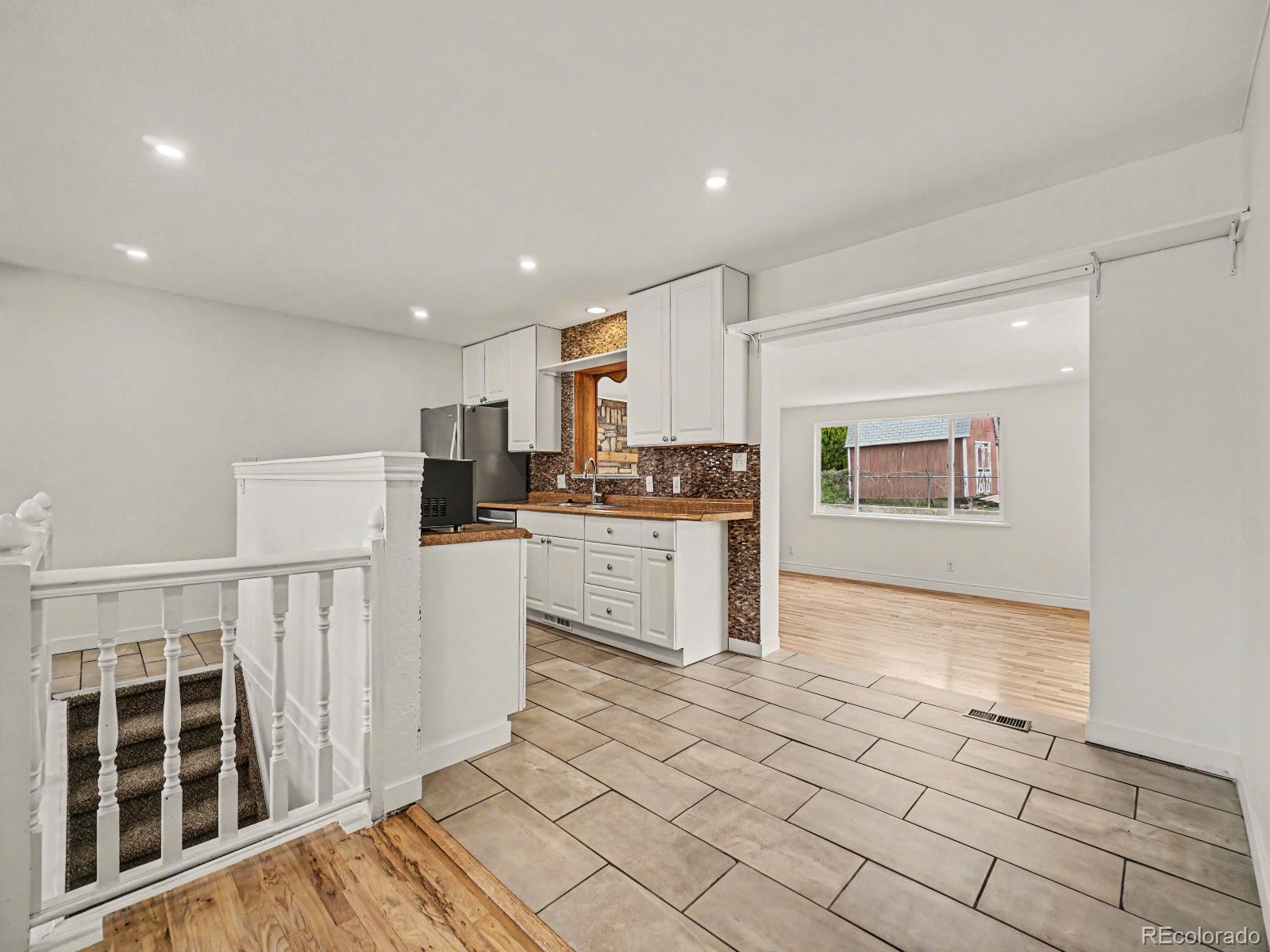 MLS Image #9 for 930  hemlock way,broomfield, Colorado