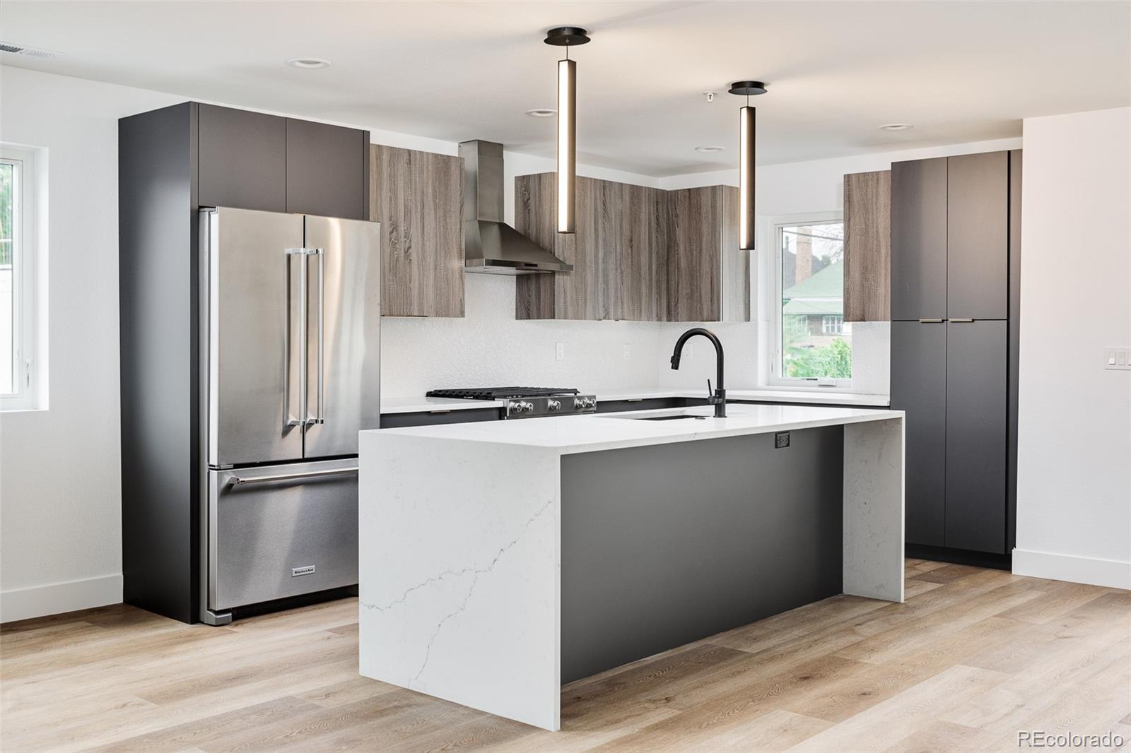 MLS Image #3 for 2827  eliot street,denver, Colorado