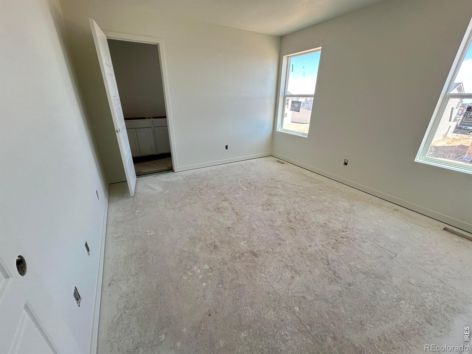 MLS Image #3 for 4004  rhoadarmer way,evans, Colorado