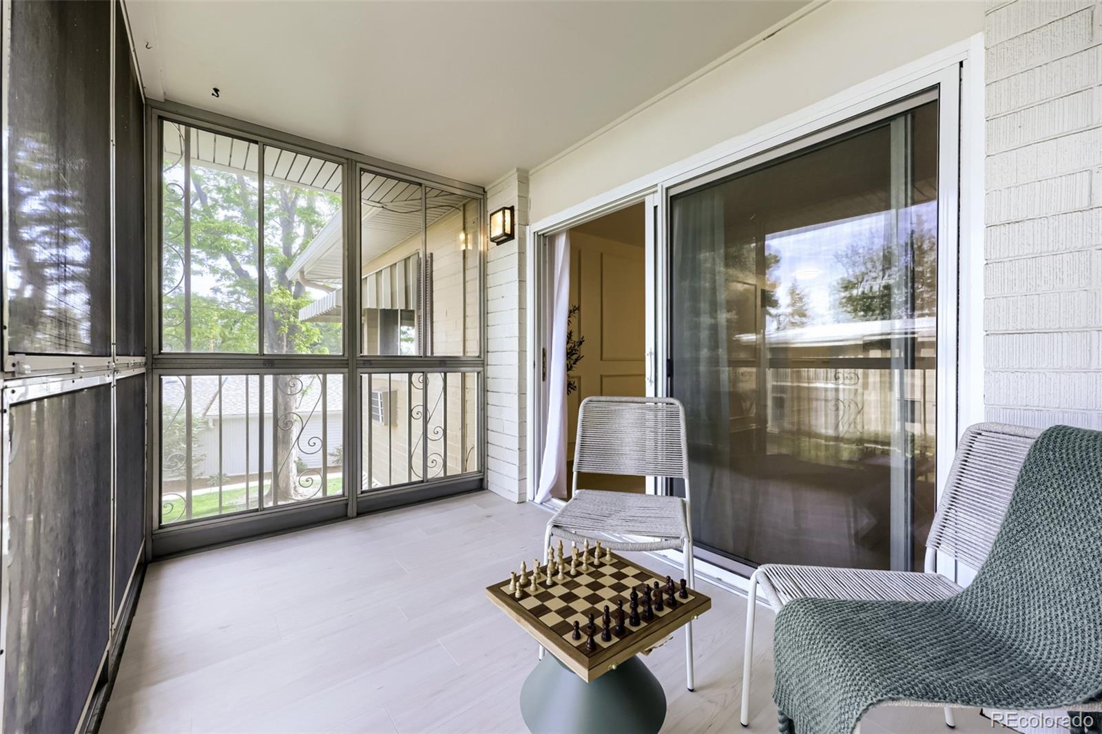 MLS Image #18 for 705 s clinton street,denver, Colorado