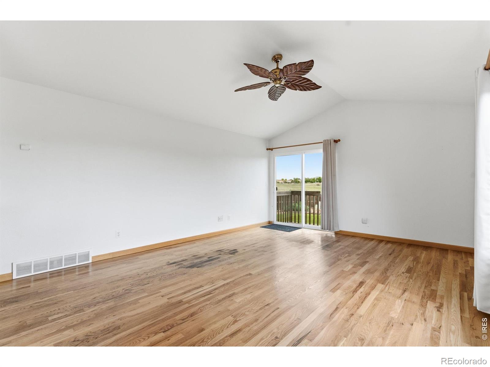 MLS Image #16 for 1530  walnut street,windsor, Colorado