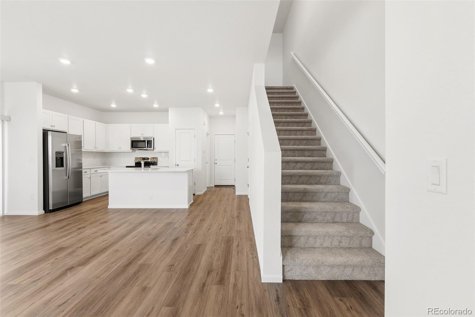 MLS Image #17 for 24246 e 53rd drive,aurora, Colorado