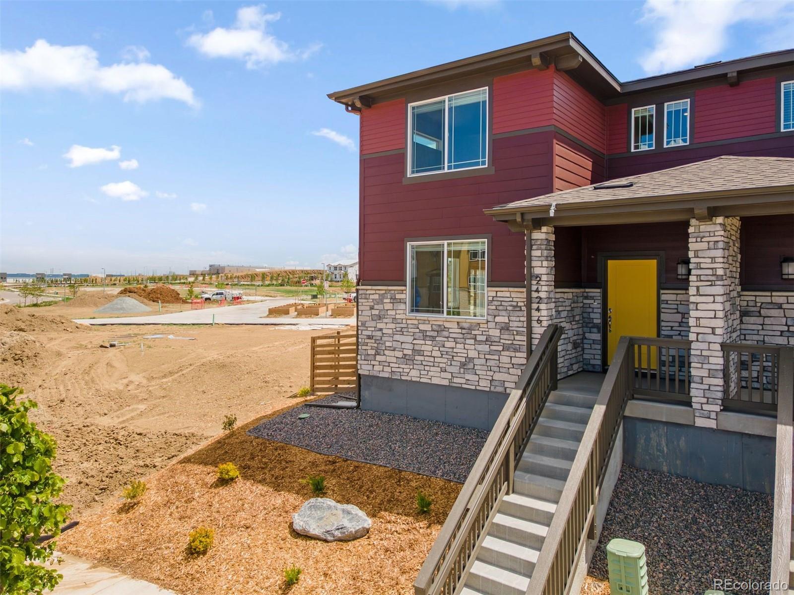 MLS Image #2 for 24246 e 53rd drive,aurora, Colorado