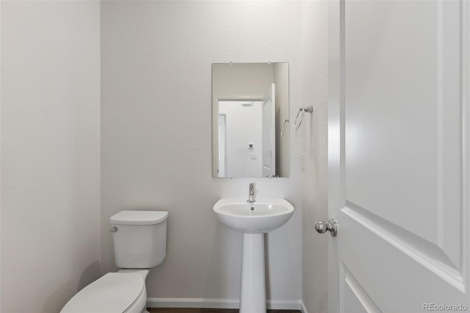 MLS Image #20 for 24246 e 53rd drive,aurora, Colorado
