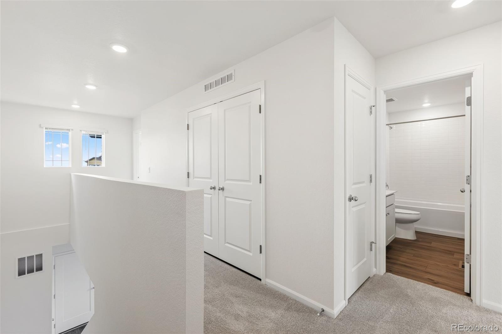 MLS Image #22 for 24246 e 53rd drive,aurora, Colorado