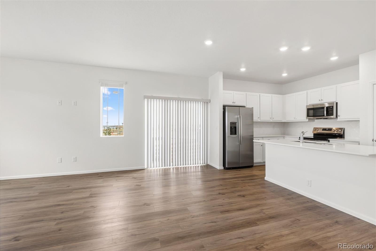 MLS Image #8 for 24246 e 53rd drive,aurora, Colorado