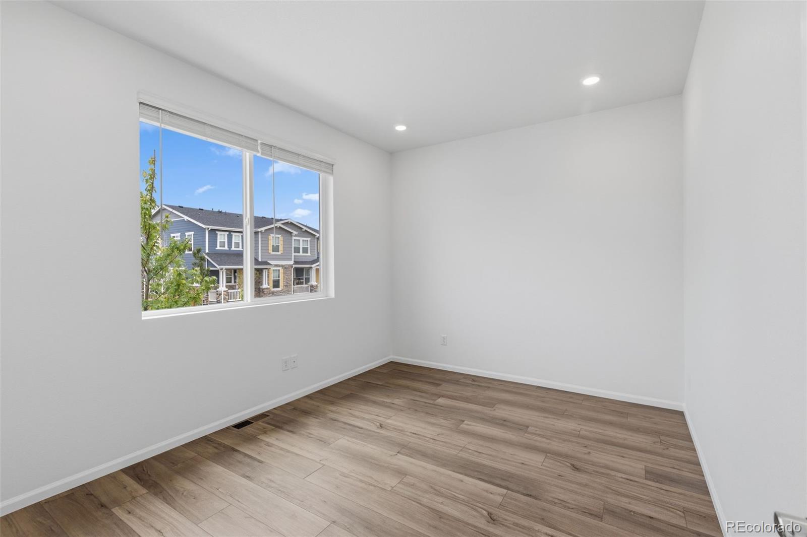 MLS Image #14 for 21303 e 63rd drive,aurora, Colorado