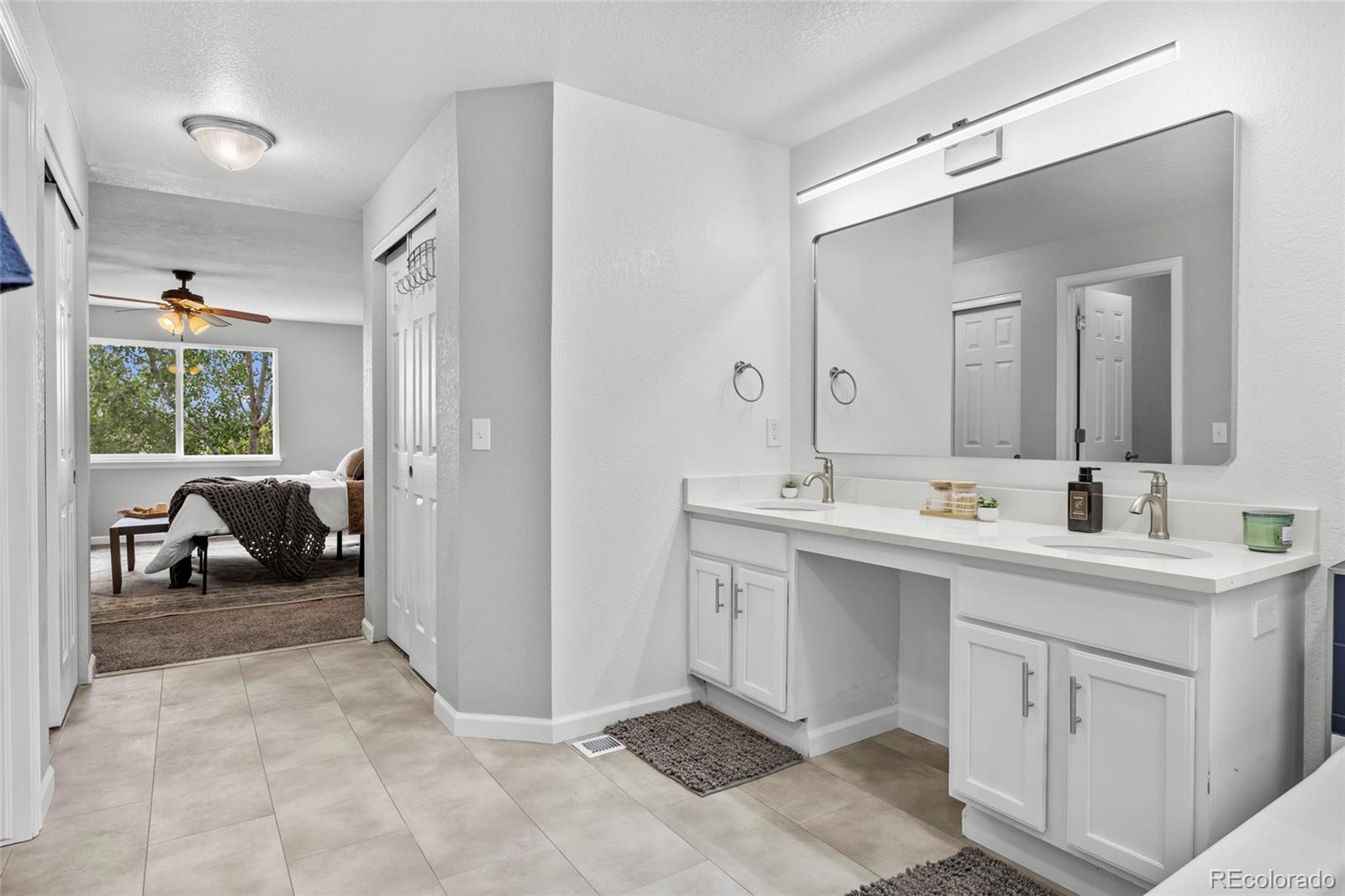 MLS Image #14 for 19936 e stanford drive,centennial, Colorado