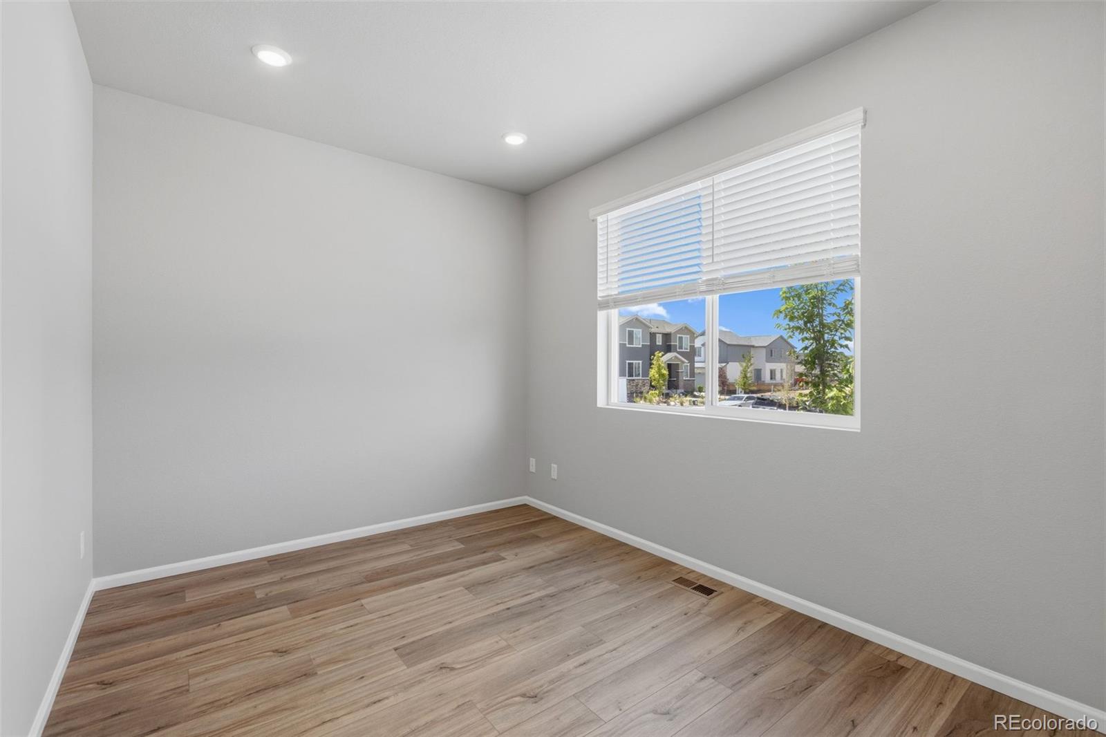 MLS Image #18 for 21051 e 63rd drive,aurora, Colorado