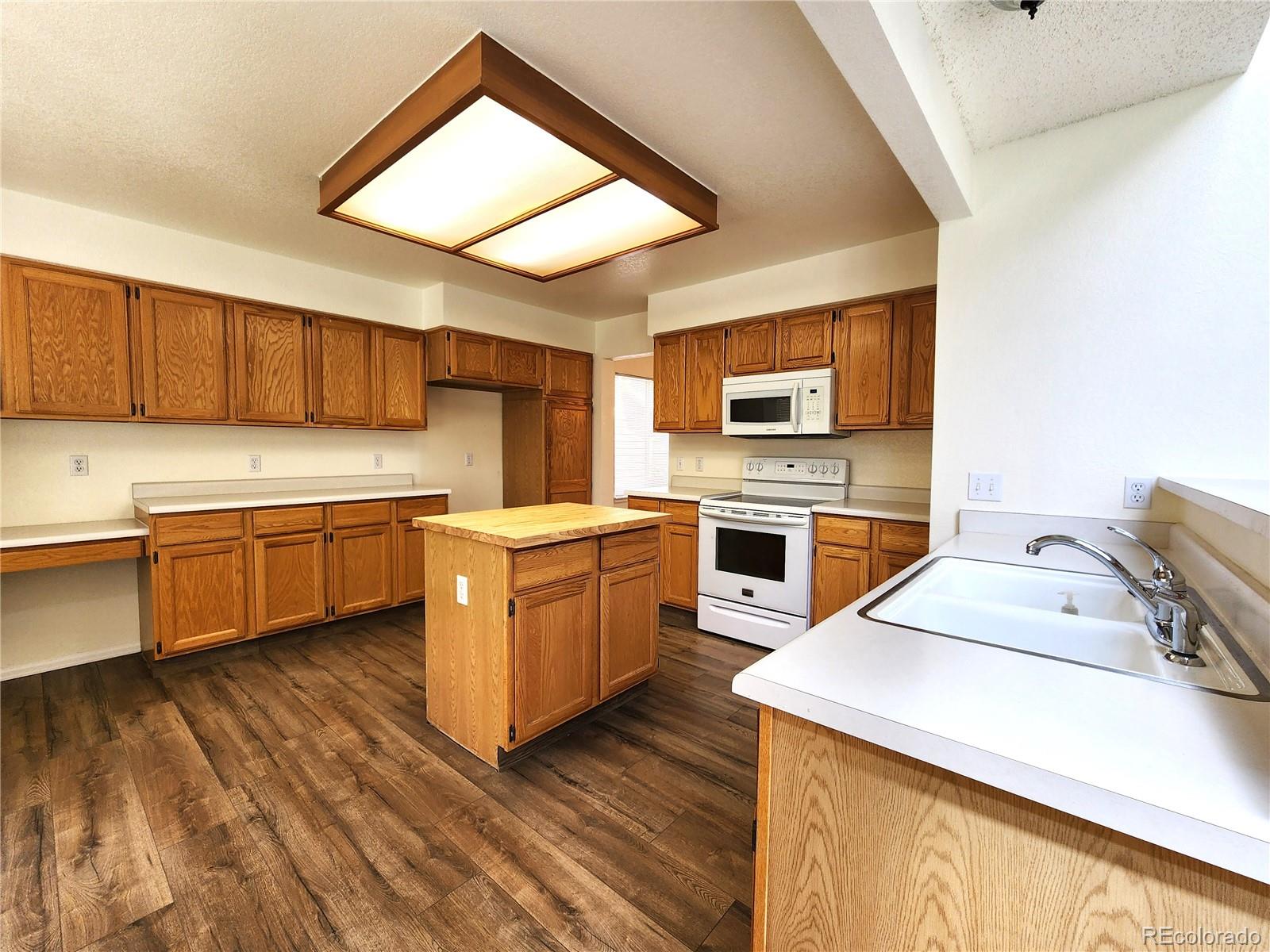 MLS Image #4 for 10705  milliken street,parker, Colorado