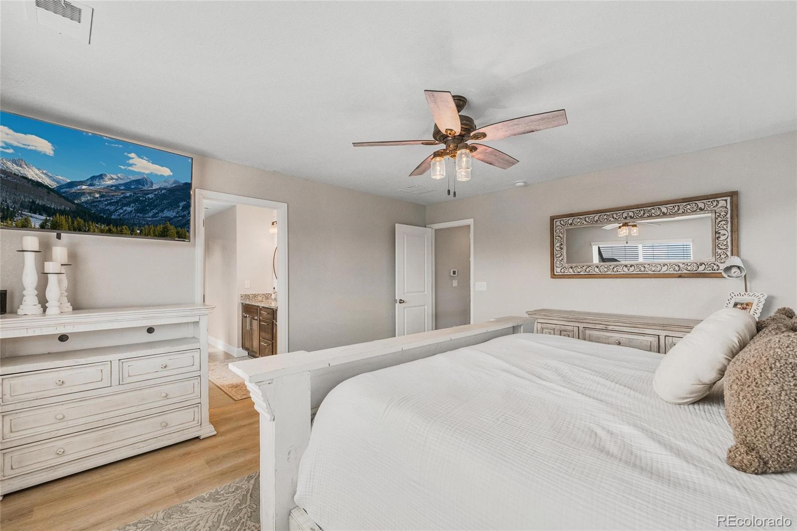 MLS Image #15 for 9864  eagle river street,littleton, Colorado