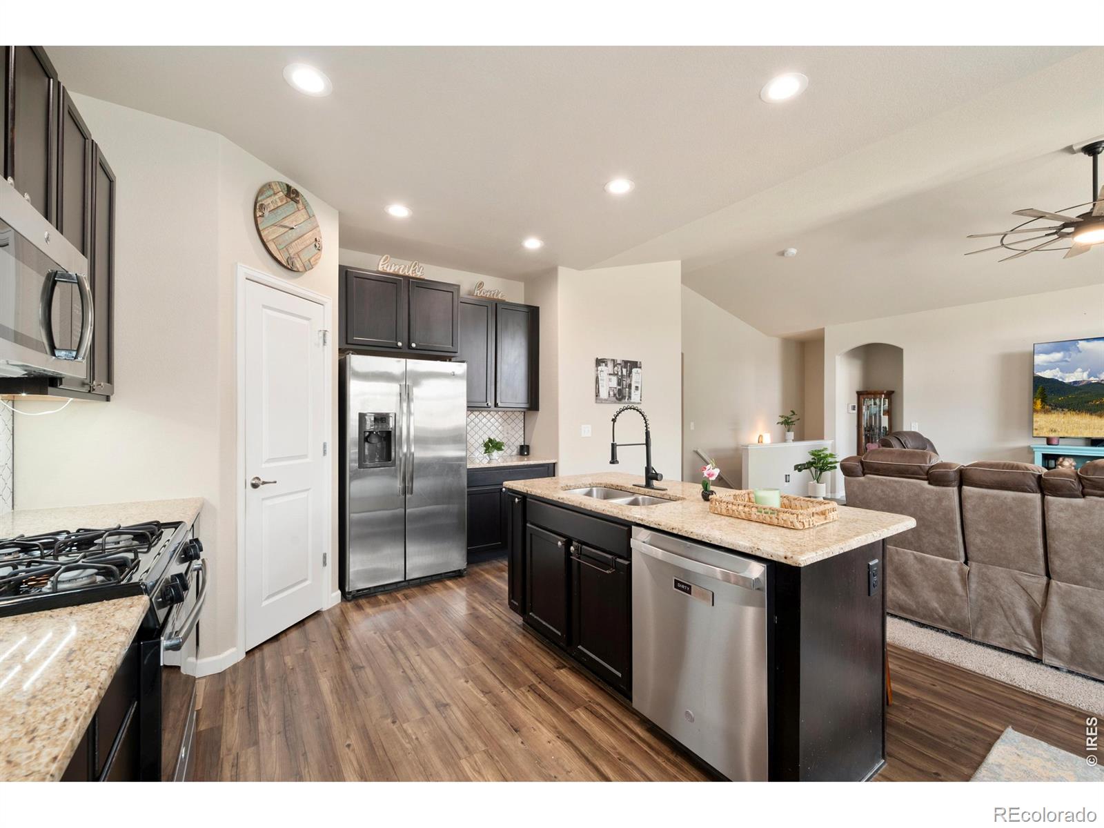 MLS Image #11 for 1003  settlers drive,milliken, Colorado