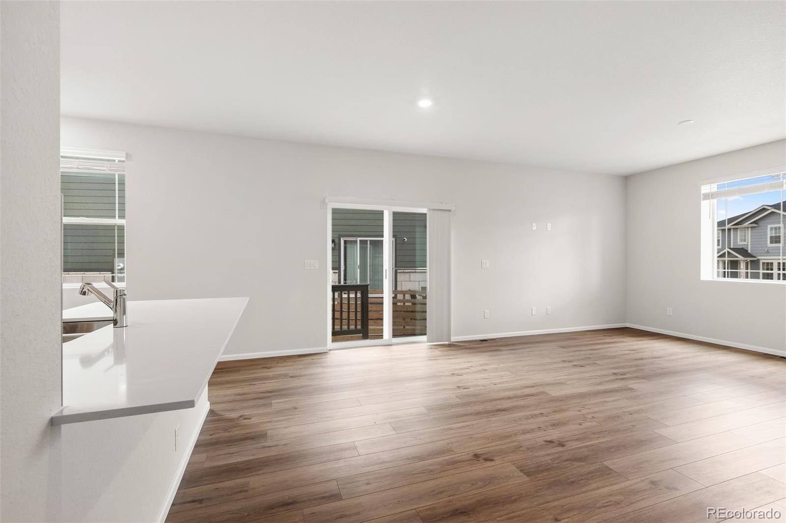 MLS Image #18 for 24226 e 53rd drive,aurora, Colorado