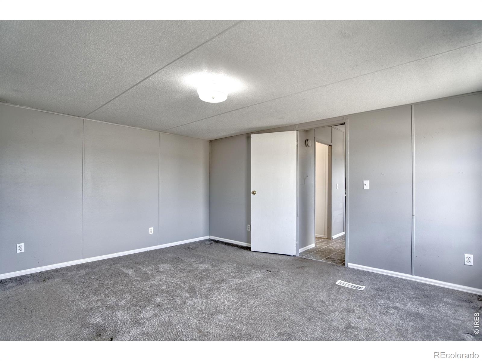 MLS Image #12 for 17701  county road 38 ,platteville, Colorado