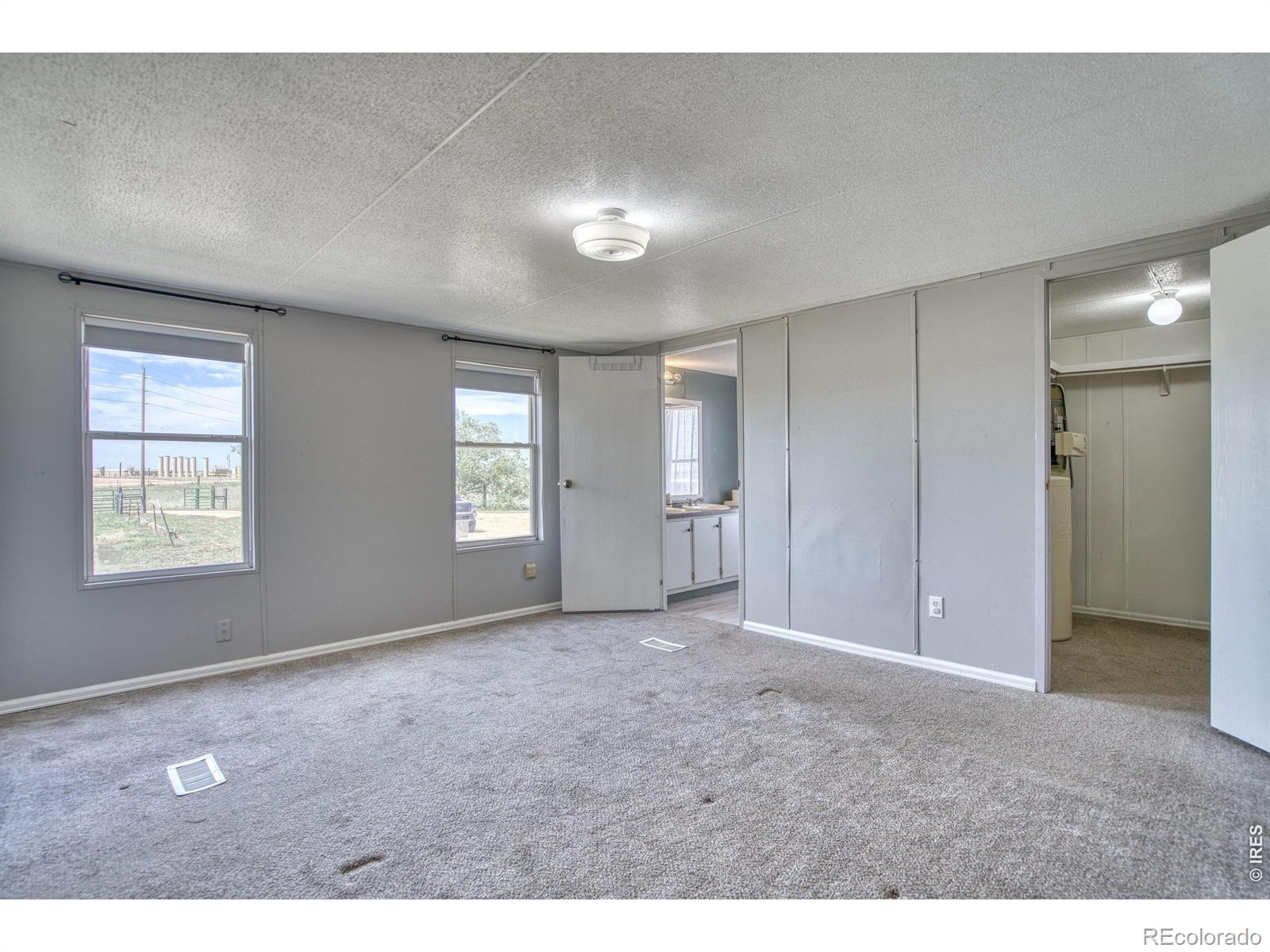 MLS Image #13 for 17701  county road 38 ,platteville, Colorado