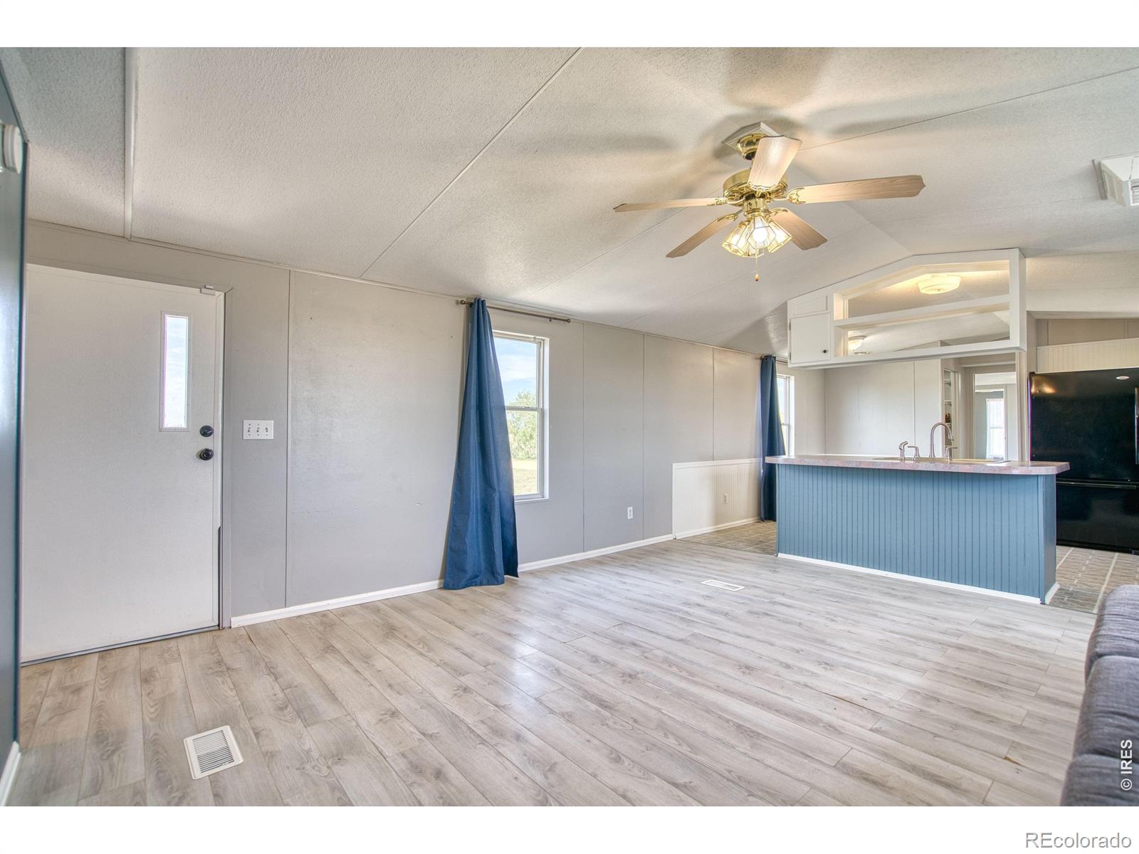 MLS Image #6 for 17701  county road 38 ,platteville, Colorado
