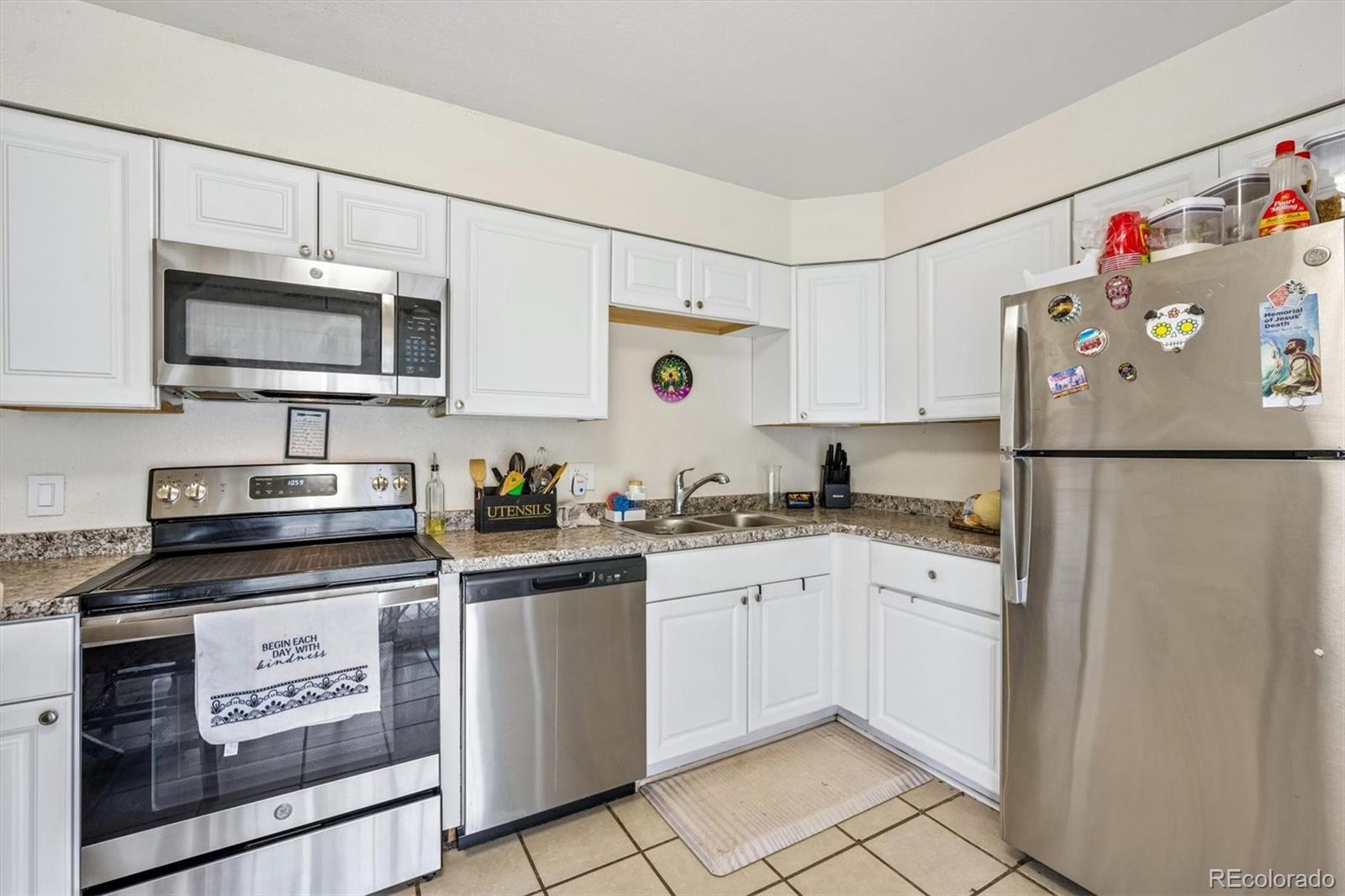 MLS Image #6 for 14742  randolph place,denver, Colorado
