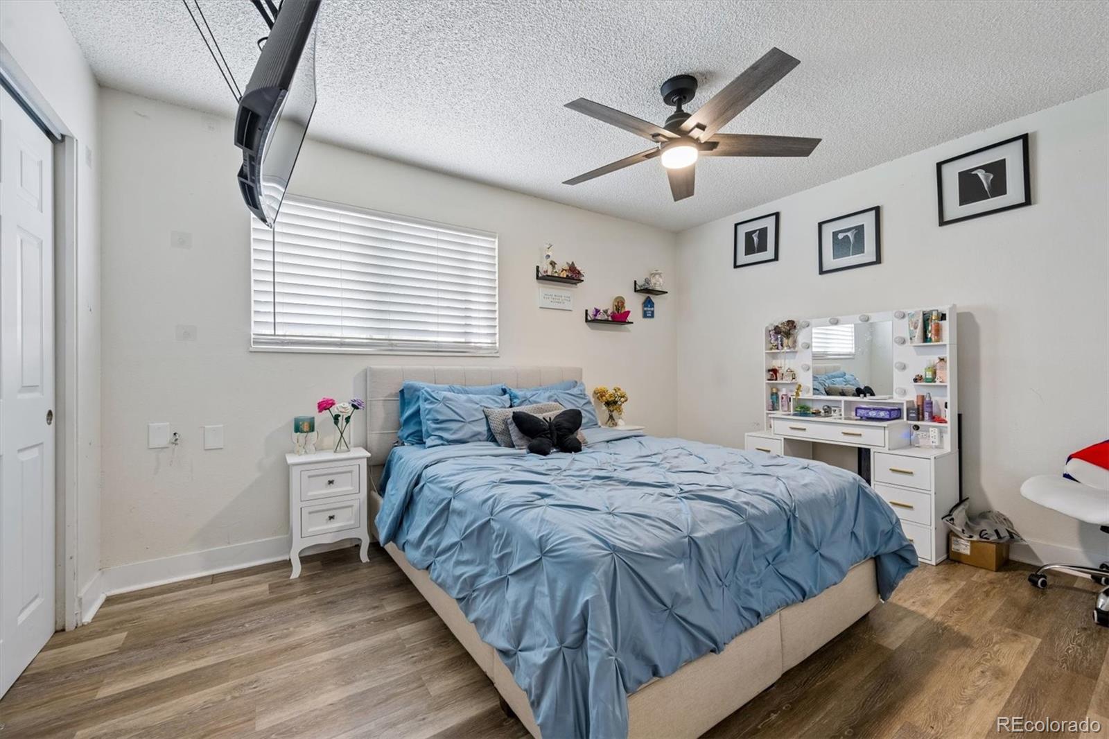 MLS Image #9 for 14742  randolph place,denver, Colorado