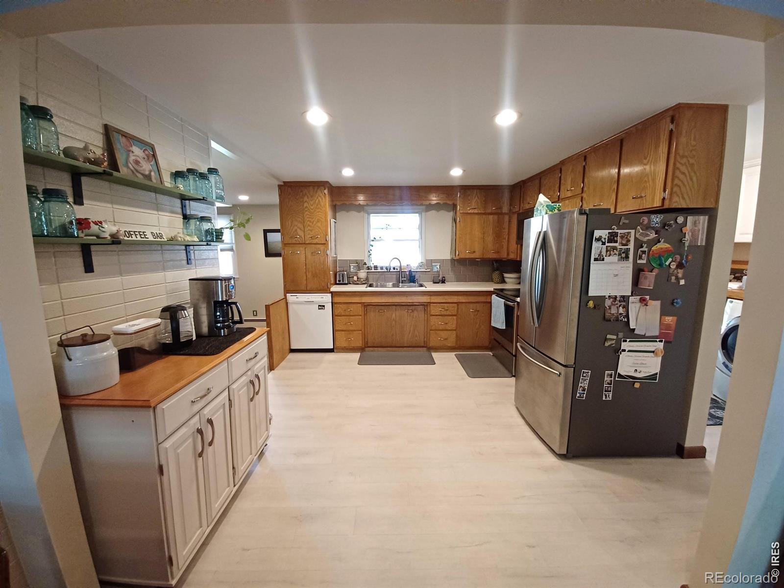 MLS Image #4 for 1024  collyer street,longmont, Colorado