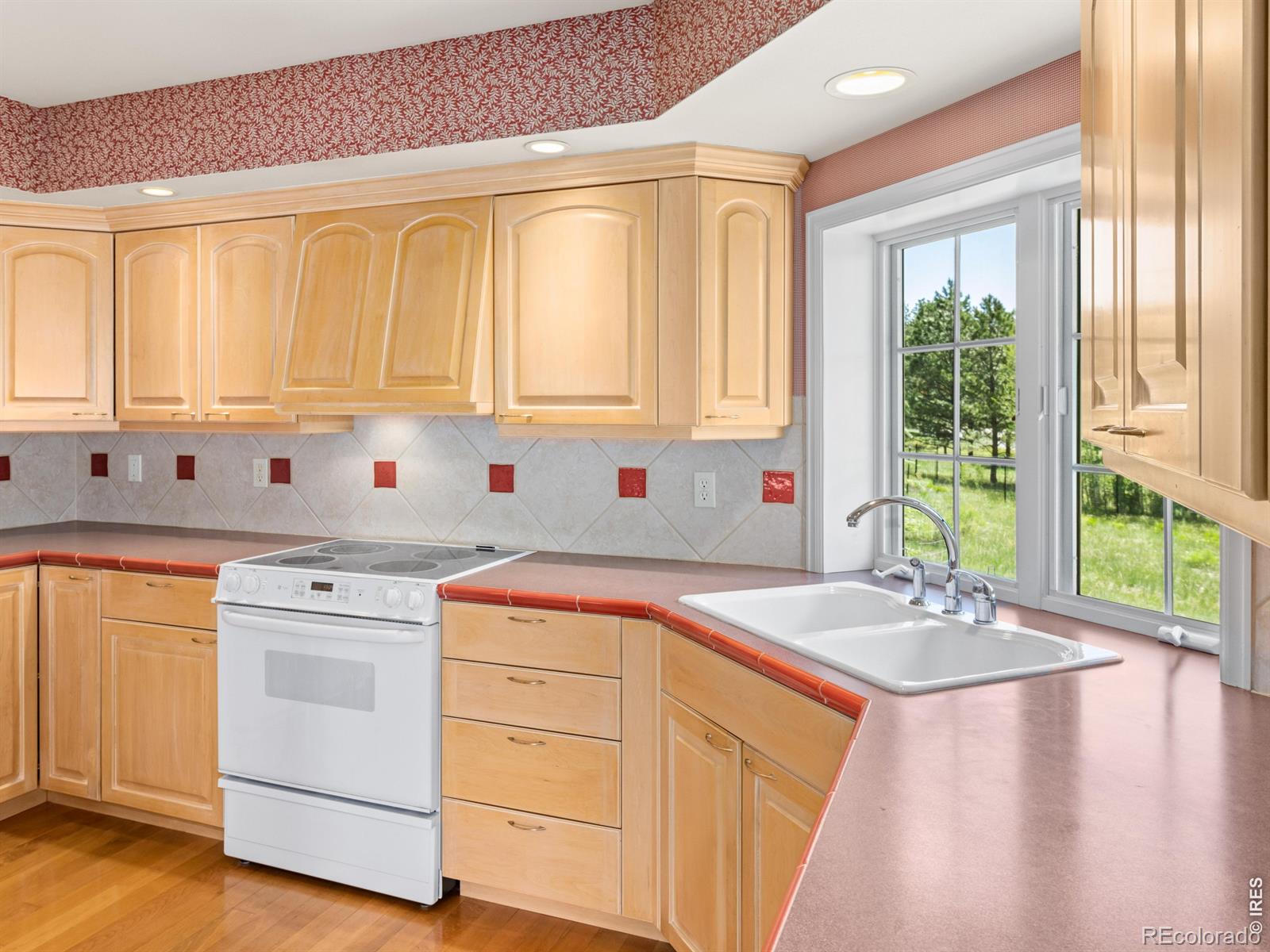 MLS Image #19 for 610  findley court,estes park, Colorado