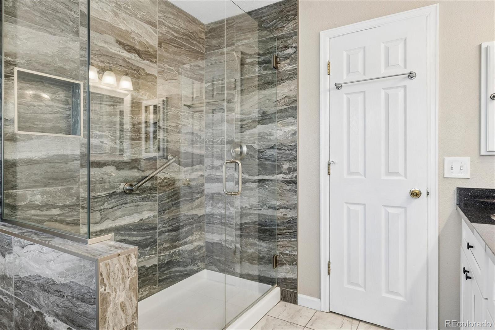 MLS Image #13 for 10729 w parkhill avenue,littleton, Colorado