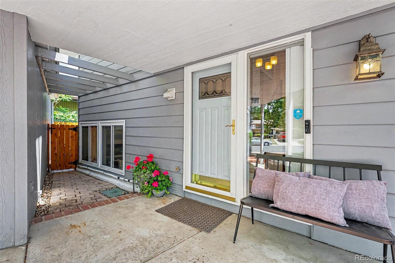 MLS Image #4 for 1490 s jasmine way,denver, Colorado