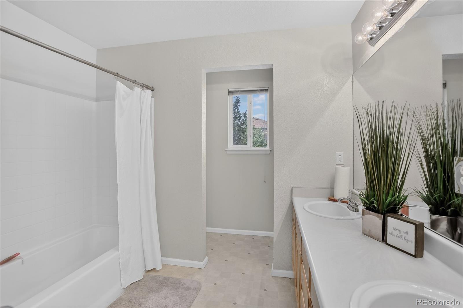 MLS Image #23 for 4056 n lisbon street,denver, Colorado