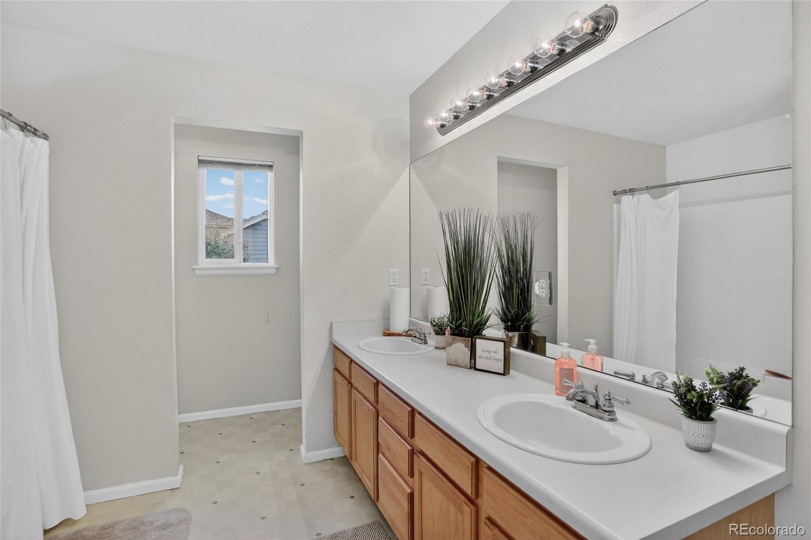MLS Image #24 for 4056 n lisbon street,denver, Colorado