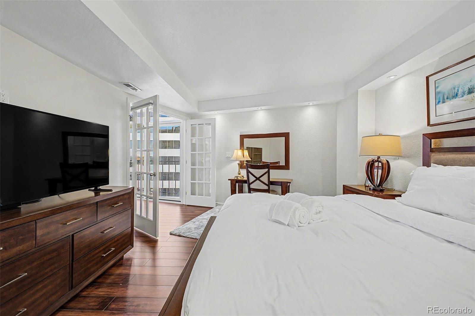 MLS Image #14 for 1777  larimer street,denver, Colorado