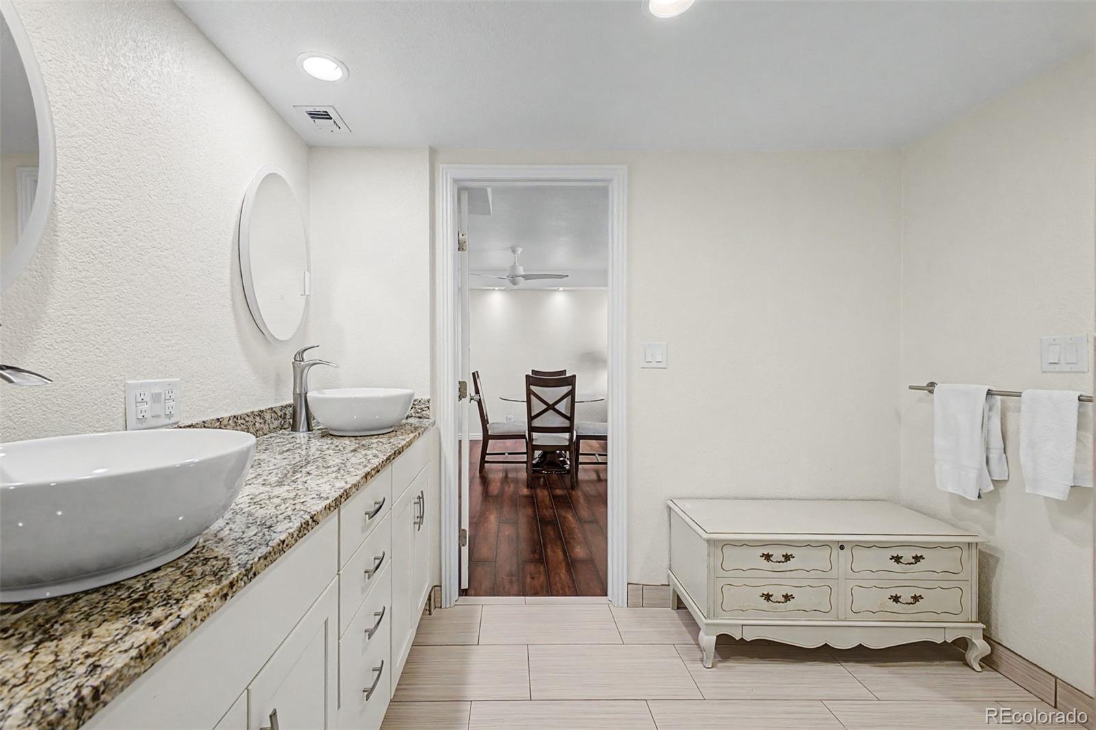 MLS Image #16 for 1777  larimer street,denver, Colorado