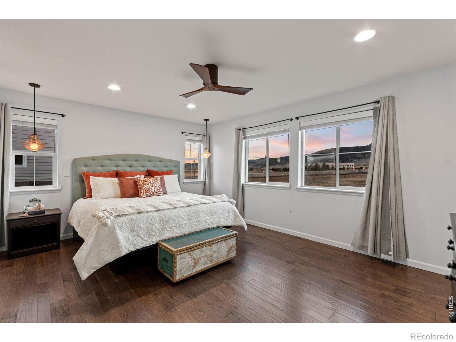 MLS Image #21 for 9337  iron mountain way,arvada, Colorado