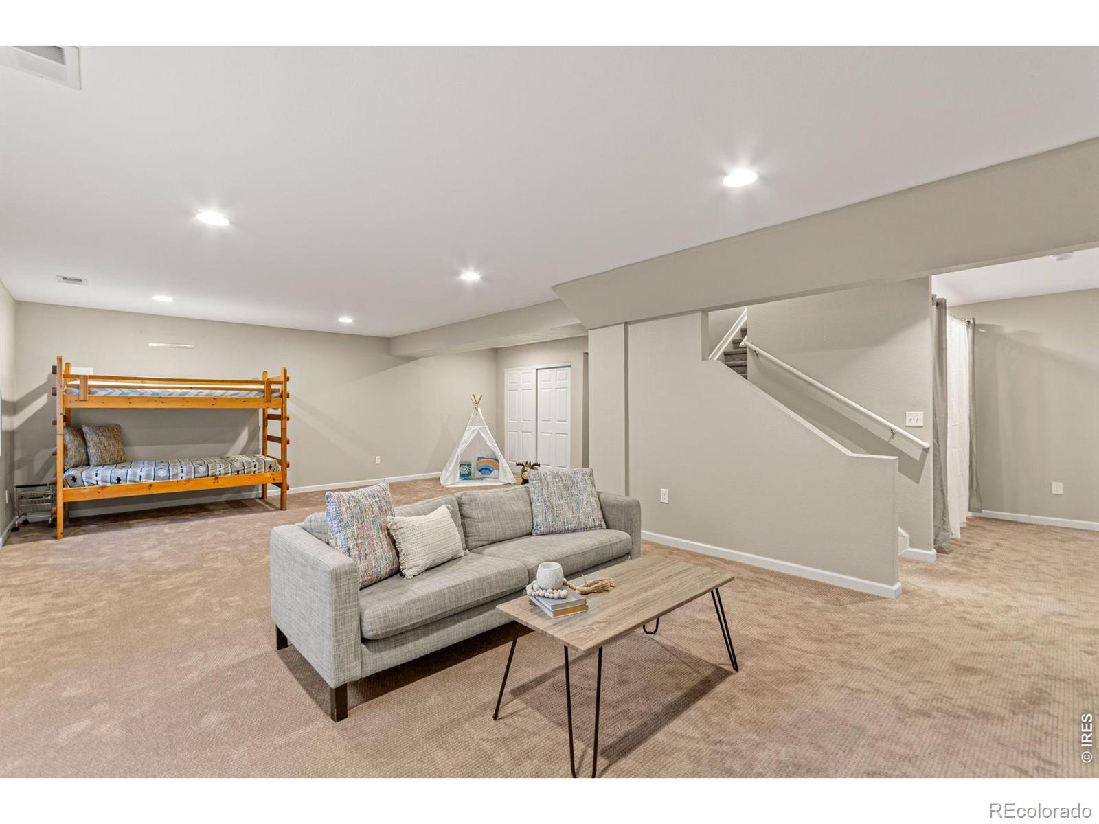 MLS Image #32 for 9337  iron mountain way,arvada, Colorado