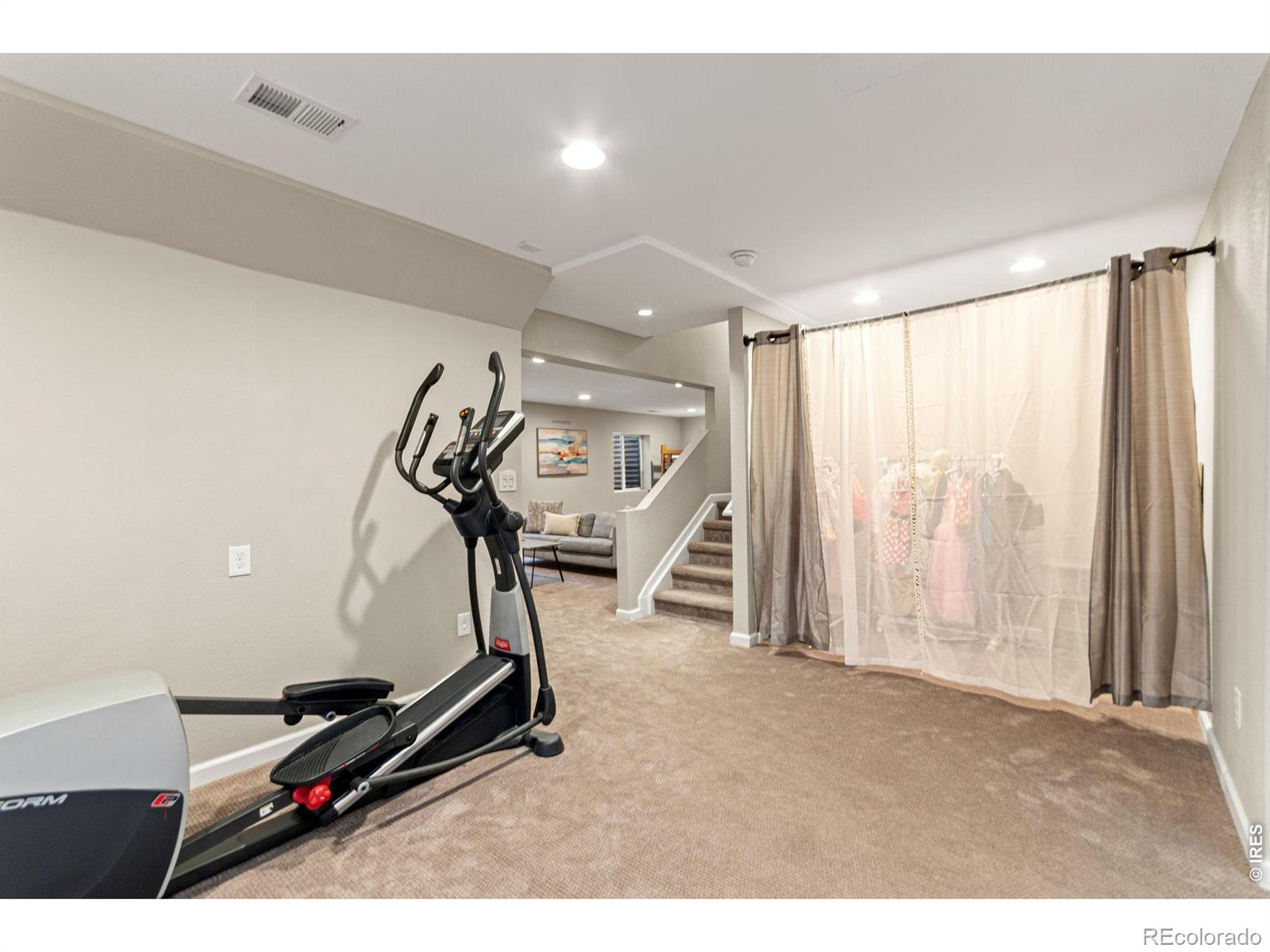 MLS Image #33 for 9337  iron mountain way,arvada, Colorado