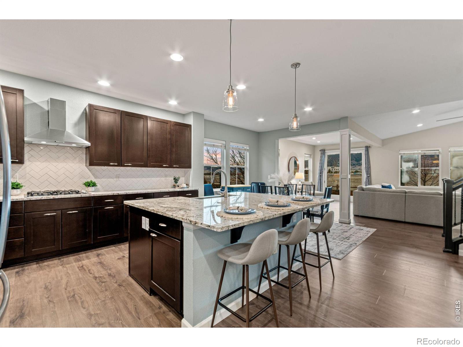 MLS Image #7 for 9337  iron mountain way,arvada, Colorado