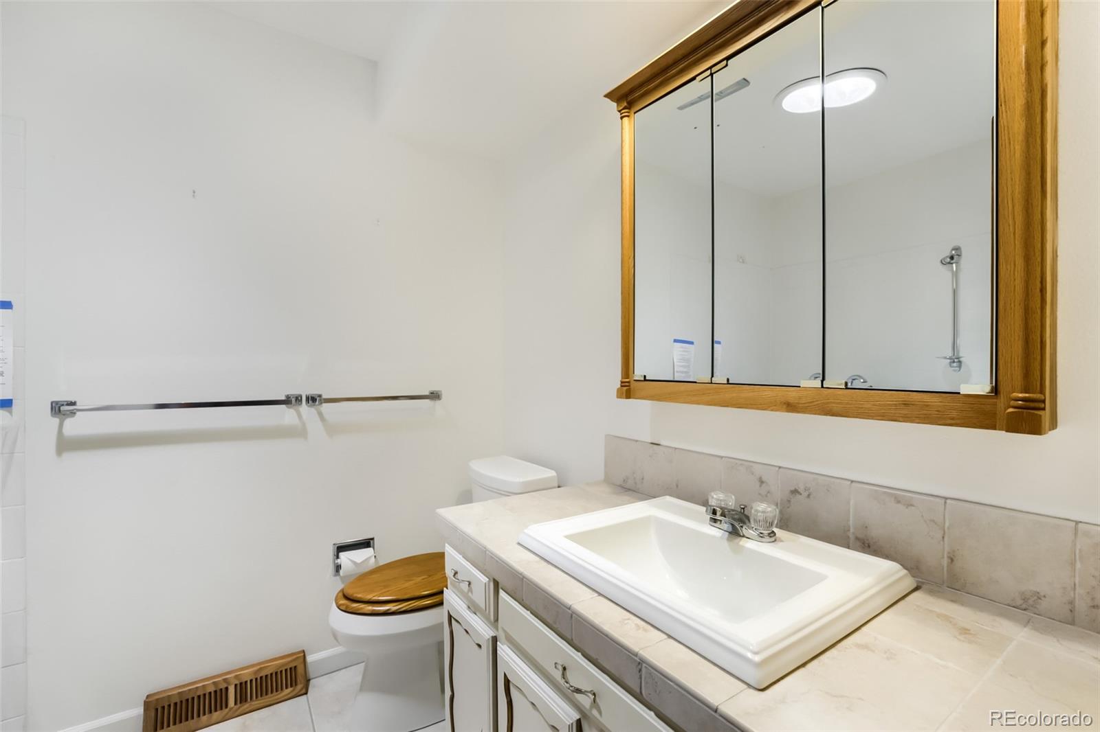 MLS Image #13 for 2190 s flower street,lakewood, Colorado