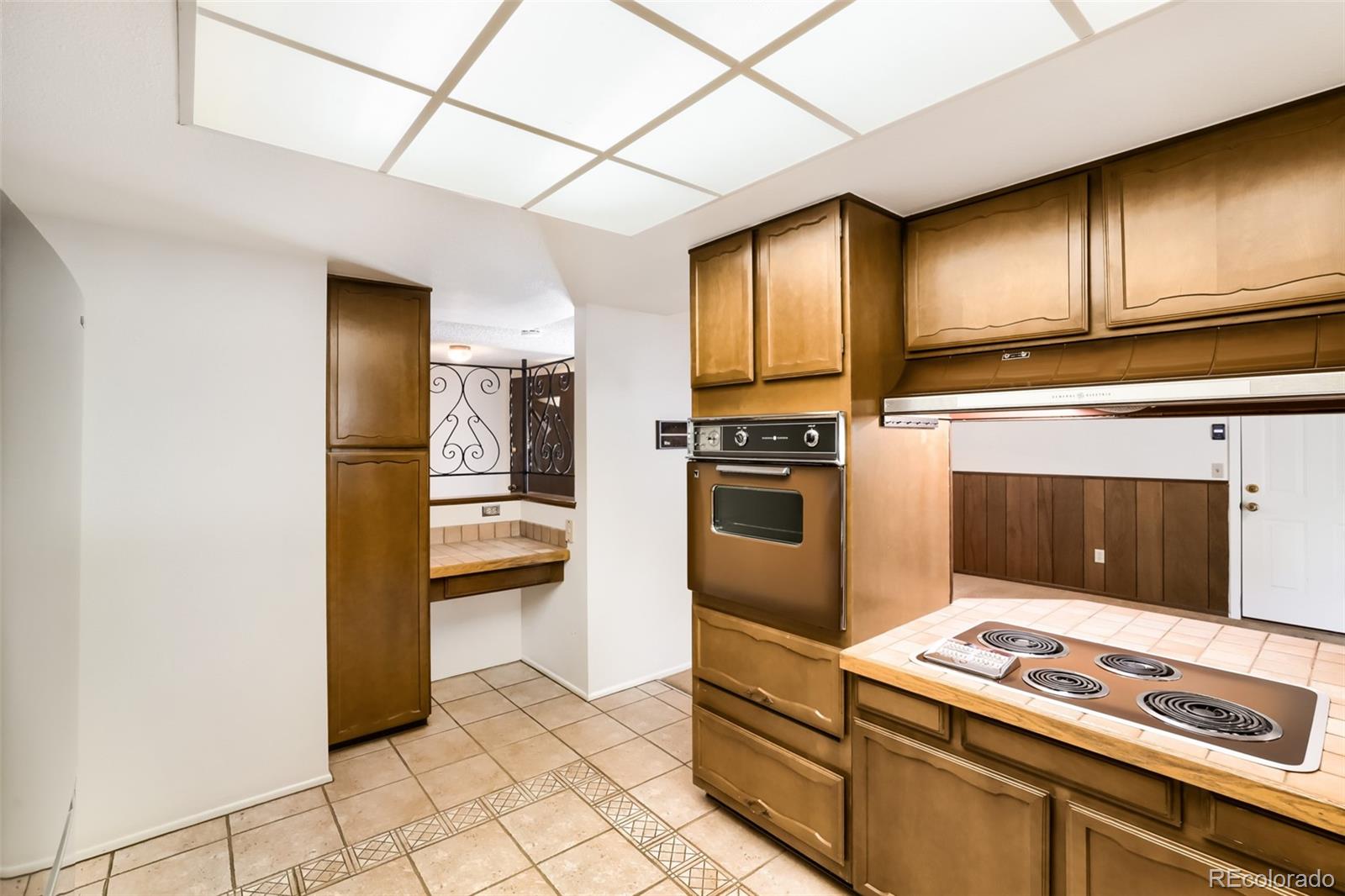 MLS Image #6 for 2190 s flower street,lakewood, Colorado