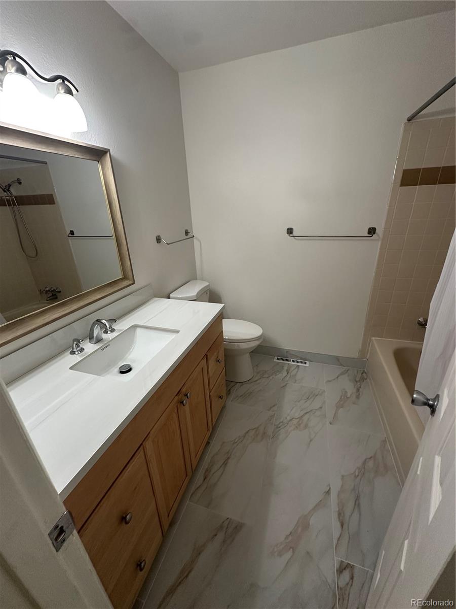 MLS Image #10 for 788 s grape ,denver, Colorado