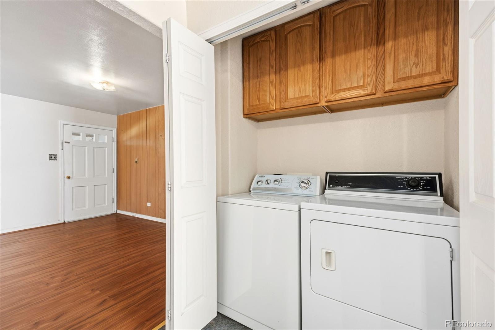 MLS Image #11 for 2210 s irving street,denver, Colorado