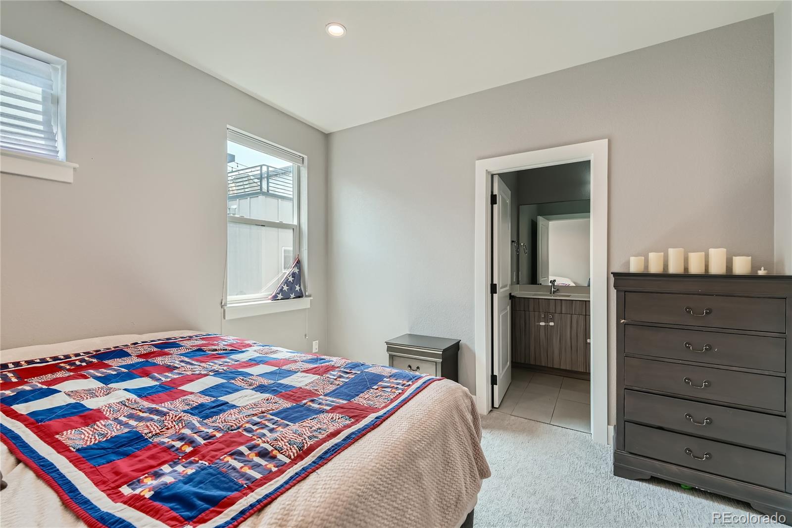 MLS Image #13 for 1284  stuart street,denver, Colorado