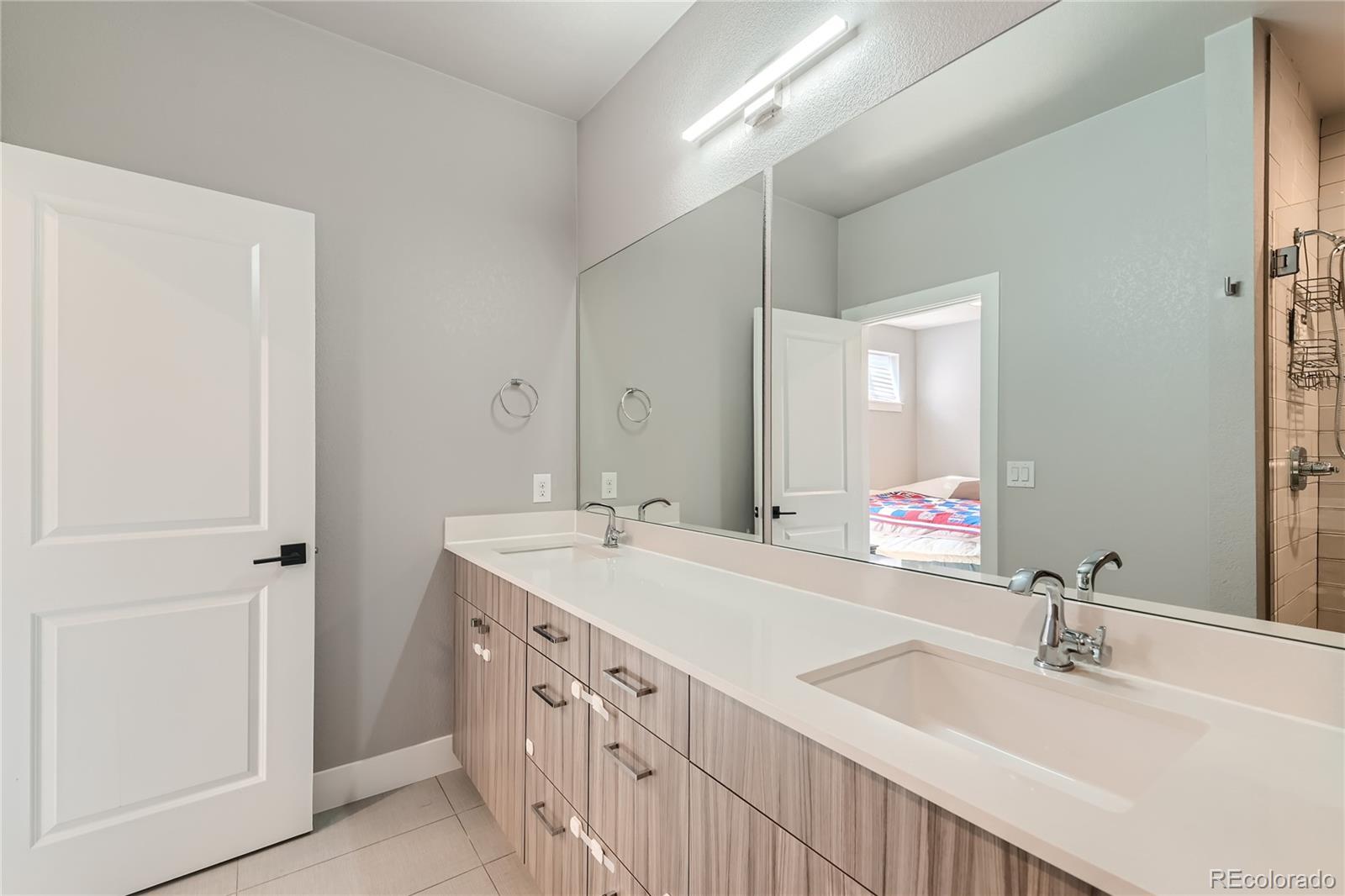 MLS Image #15 for 1284  stuart street,denver, Colorado
