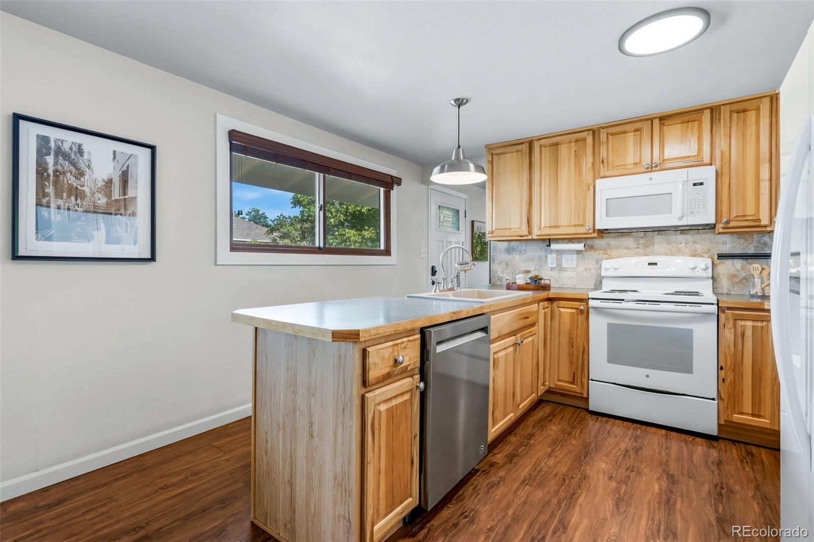 MLS Image #12 for 106 e 22nd street,loveland, Colorado