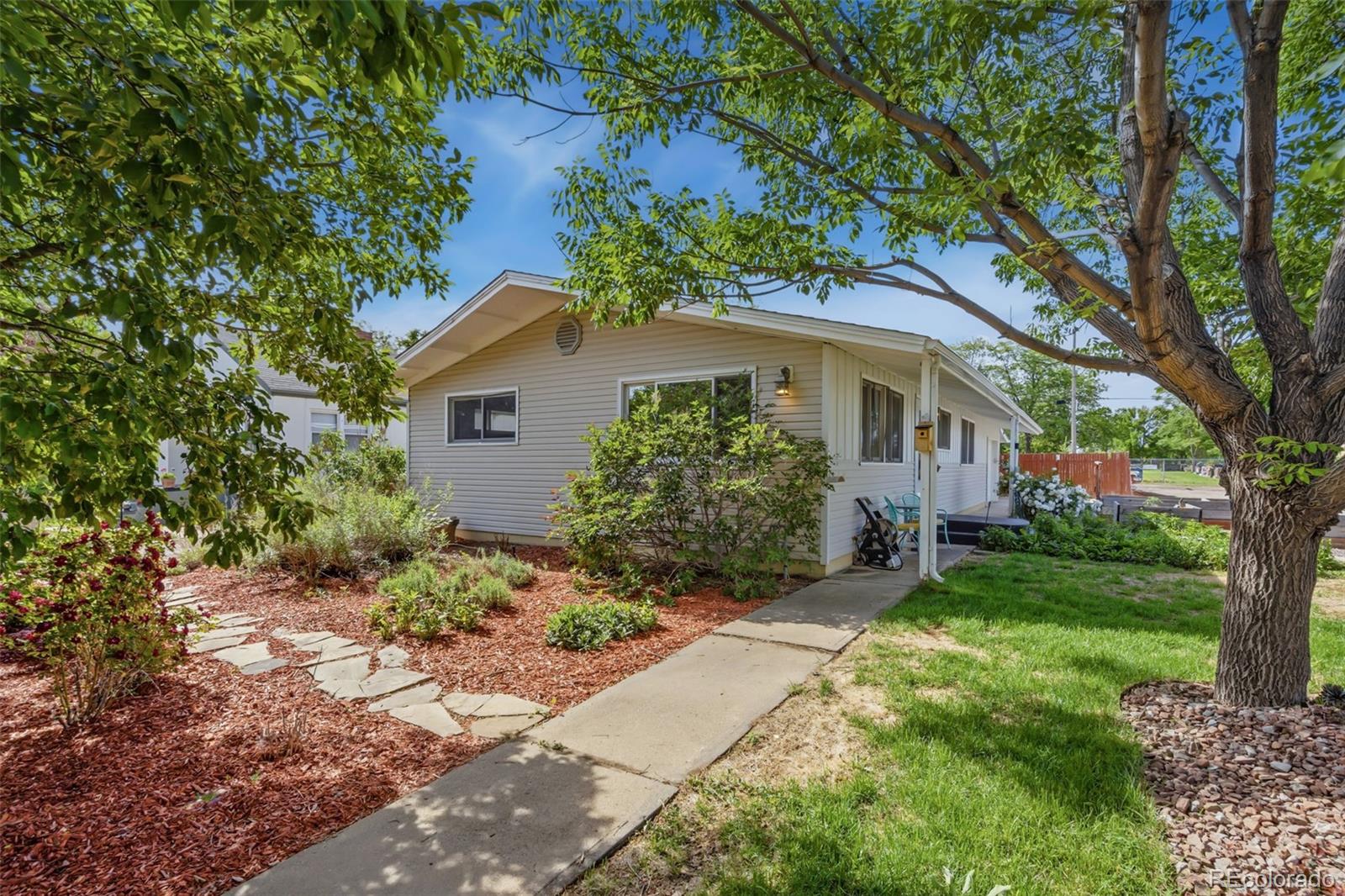 MLS Image #2 for 106 e 22nd street,loveland, Colorado