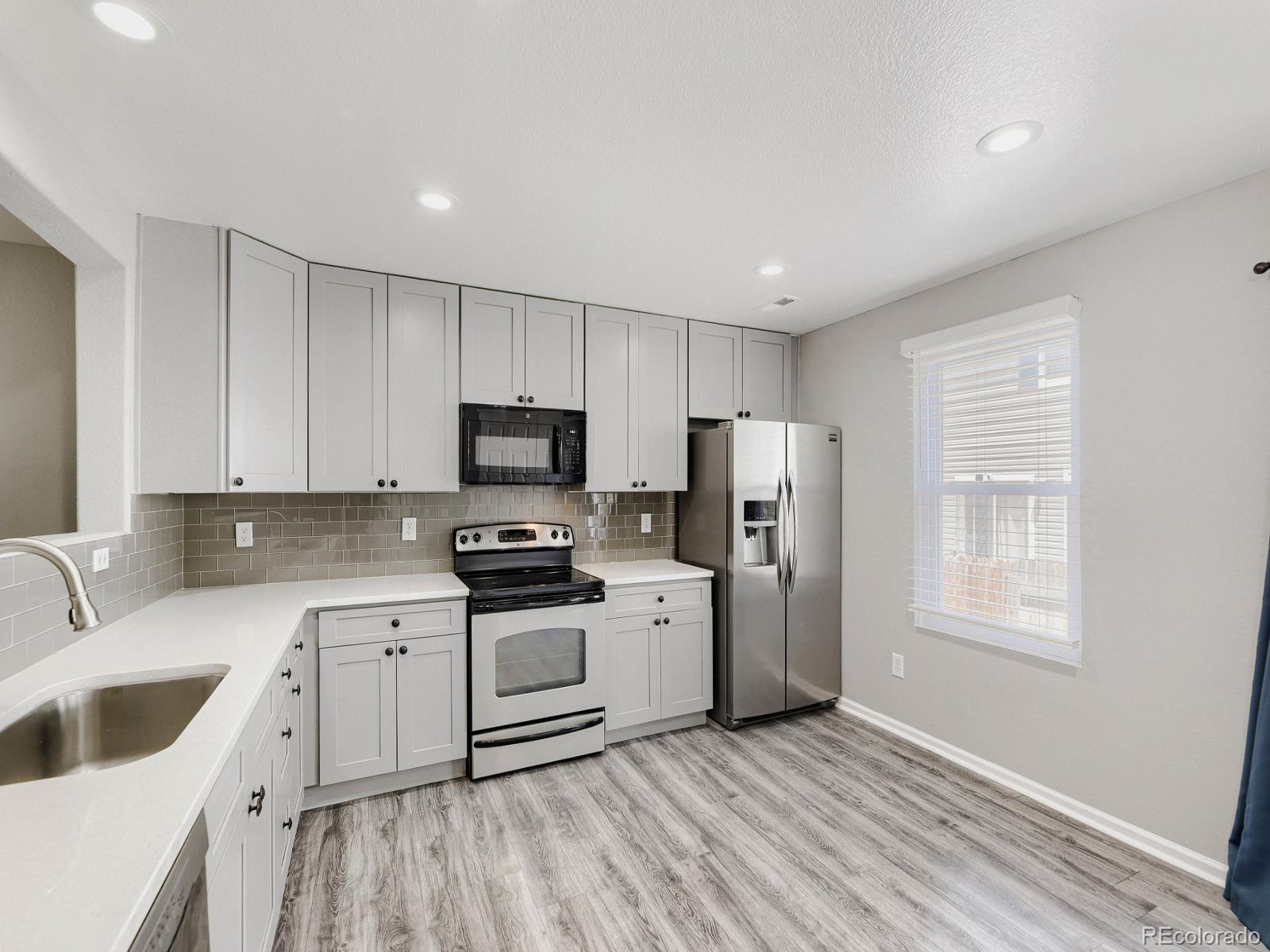 MLS Image #3 for 7874 s kittredge circle,englewood, Colorado