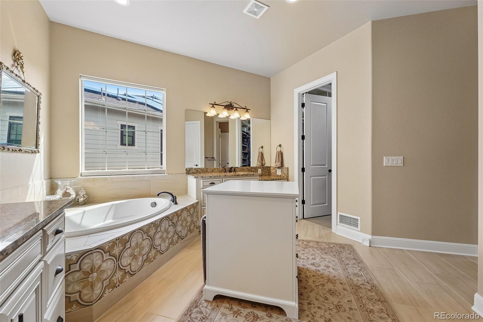 MLS Image #17 for 27693 e euclid drive,aurora, Colorado