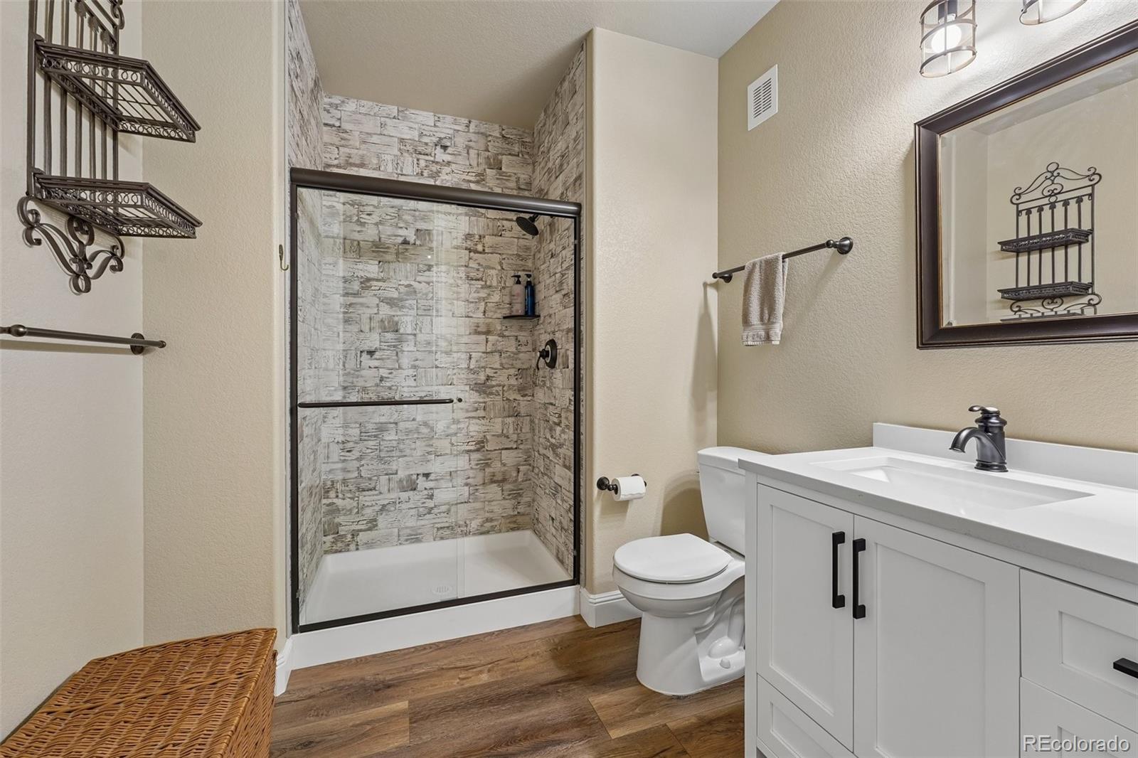 MLS Image #33 for 27693 e euclid drive,aurora, Colorado
